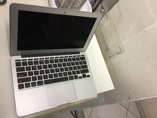 Apple macbook air mid2012, 11.5'' ,i5 ,4gb