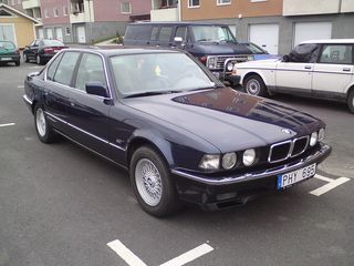 BMW E32 ΚΑΘΡΕΠΤΗΣ  ΔΕΞΙΟΣ & ΑΡΙΣΤΕΡΟΣ-thumb-1