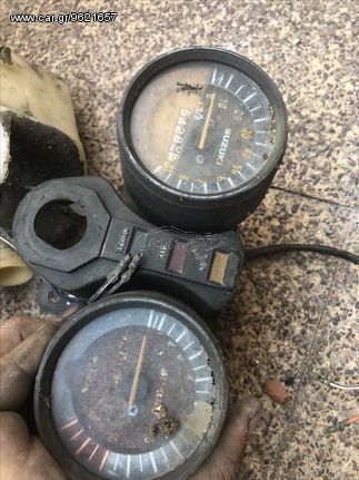 suzuki rg50cc (rg502) για ανταλλακτικα!!-thumb-3