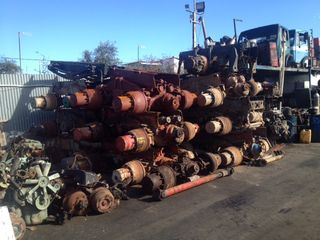 USED TRUCKS FOR SALE IN GREECE -thumb-20