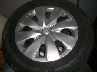 Yaris 2012 ζάντες λάστιχα τασια