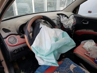HYUNDAI I10 1200 2011-thumb-6