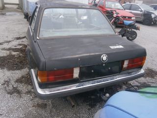 Bmw 318 E30 Φαναρια πισω