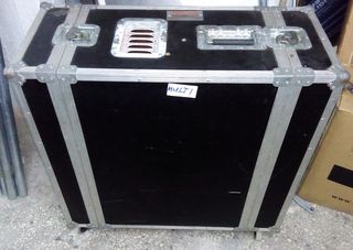 FLIGHT CASE