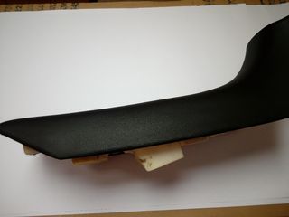 Σέλα Yamaha XT 600-thumb-1