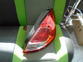FORD FIESTA  ST-180 -thumb-3