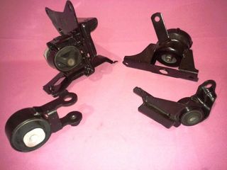 TOYOTA YARIS 2006-2015 ΒΑΣΕΙΣ ΜΗΧΑΝΗΣ
