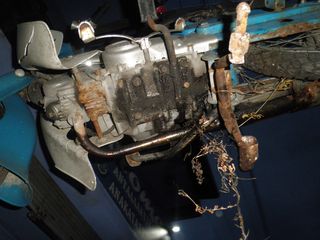 Honda c50 για ανταλακτικα. κομματι κομματι ΚΑΛΕΣ ΤΙΜΕΣ!! c-50 c70 πιρουνι μοτερ καπακια μηνια φαναρι φλας-thumb-8