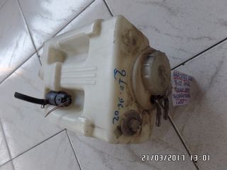ΔΟΧΕΙΟ ΝΕΡΟΥ ΥΑΛΟΚΑΘΑΡΙΣΤΗΡΩΝ ΚΑΙ ΜΟΤΕΡ MERCEDES W210 96-02