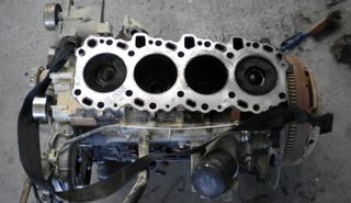 ΚΟΡΜΟΣ ΜΗΧΑΝΗΣ (ΜΠΛΟΚ) ΑΠΟ TOYOTA-HILUX-08......