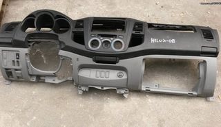 ΤΑΜΠΛΟ ΑΠΟ TOYOTA-HILUX-09....