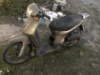 honda scoopy sh50cc για ανταλλακτικα!!!-thumb-7