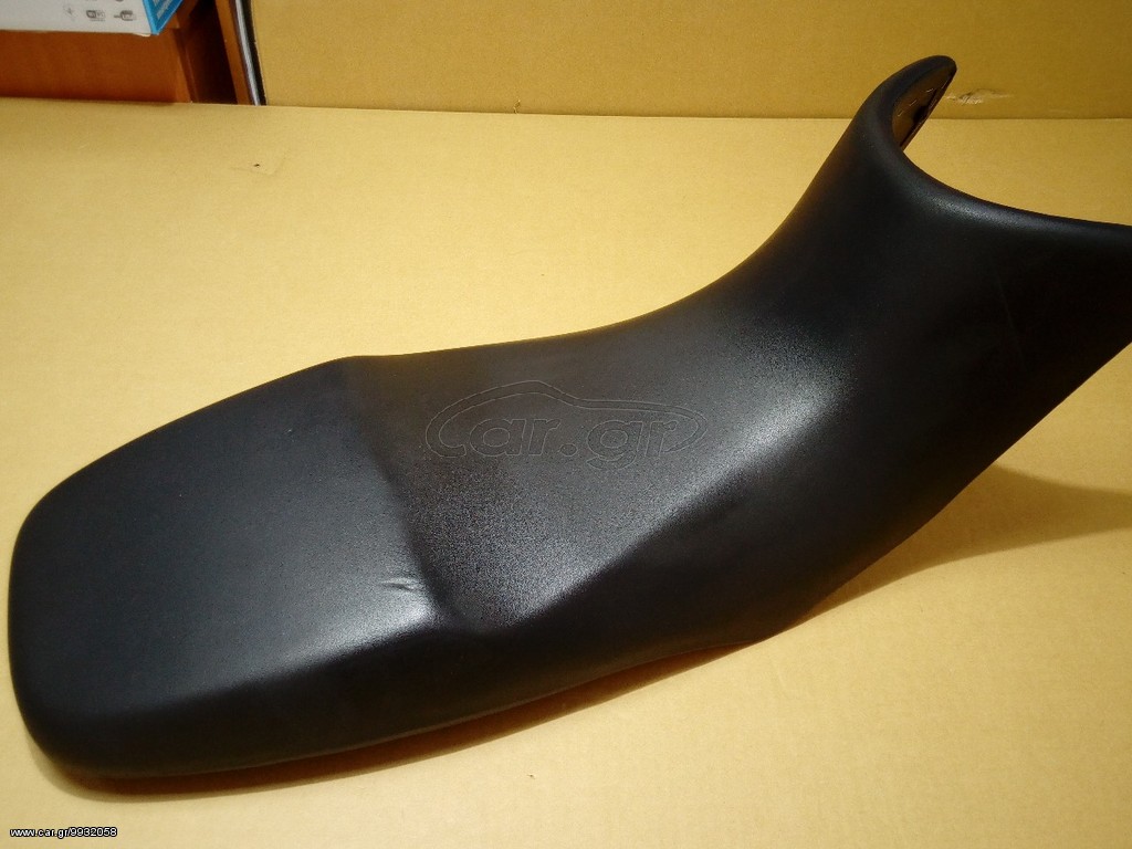 Aprilia Pegaso 650  Σέλα