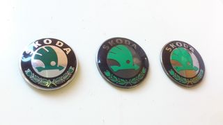 Skoda.// Σήμα καπώ \\ Γ Ν Η Σ Ι Α-ΚΑΛΟΜΕΤΑΧΕΙΡΙΣΜΕΝΑ-ΑΝΤΑΛΛΑΚΤΙΚΑ 