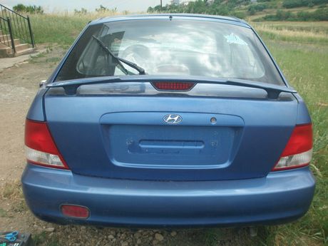 Hyundai Accent  '01