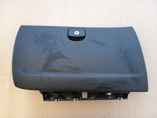 Πορτάκι από ντουλαπάκι συνοδηγού για Peugeot 407 2004-2010