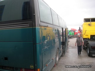 Mercedes-Benz 1994 404-thumb-1